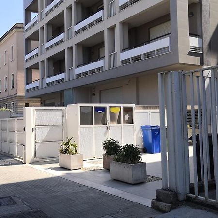 Suite Rosso & Nero Lecce Bagian luar foto