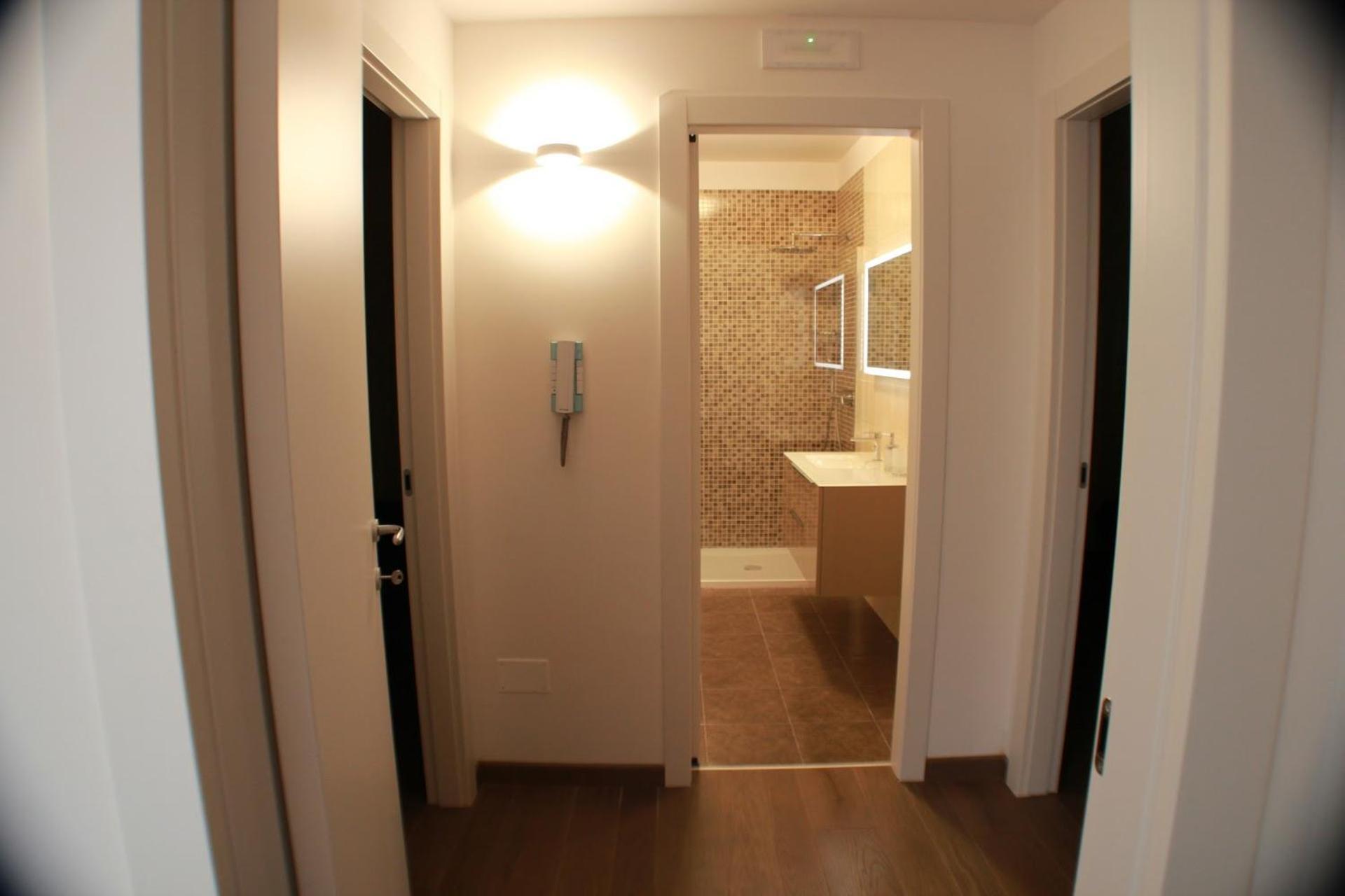 Suite Rosso & Nero Lecce Bagian luar foto