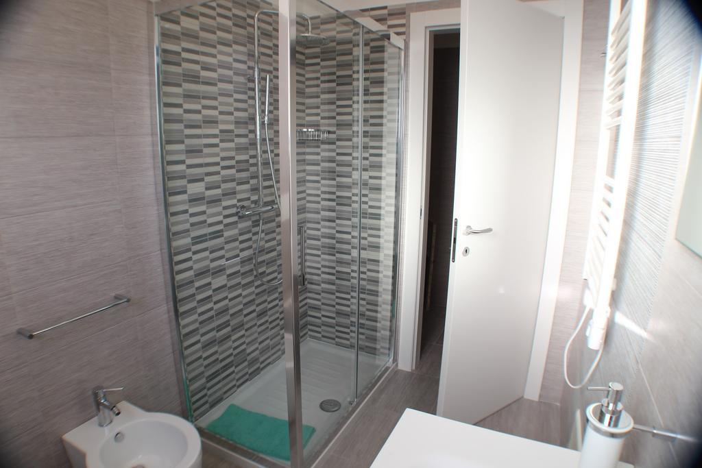 Suite Rosso & Nero Lecce Bagian luar foto