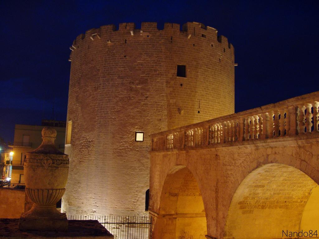 Suite Rosso & Nero Lecce Bagian luar foto